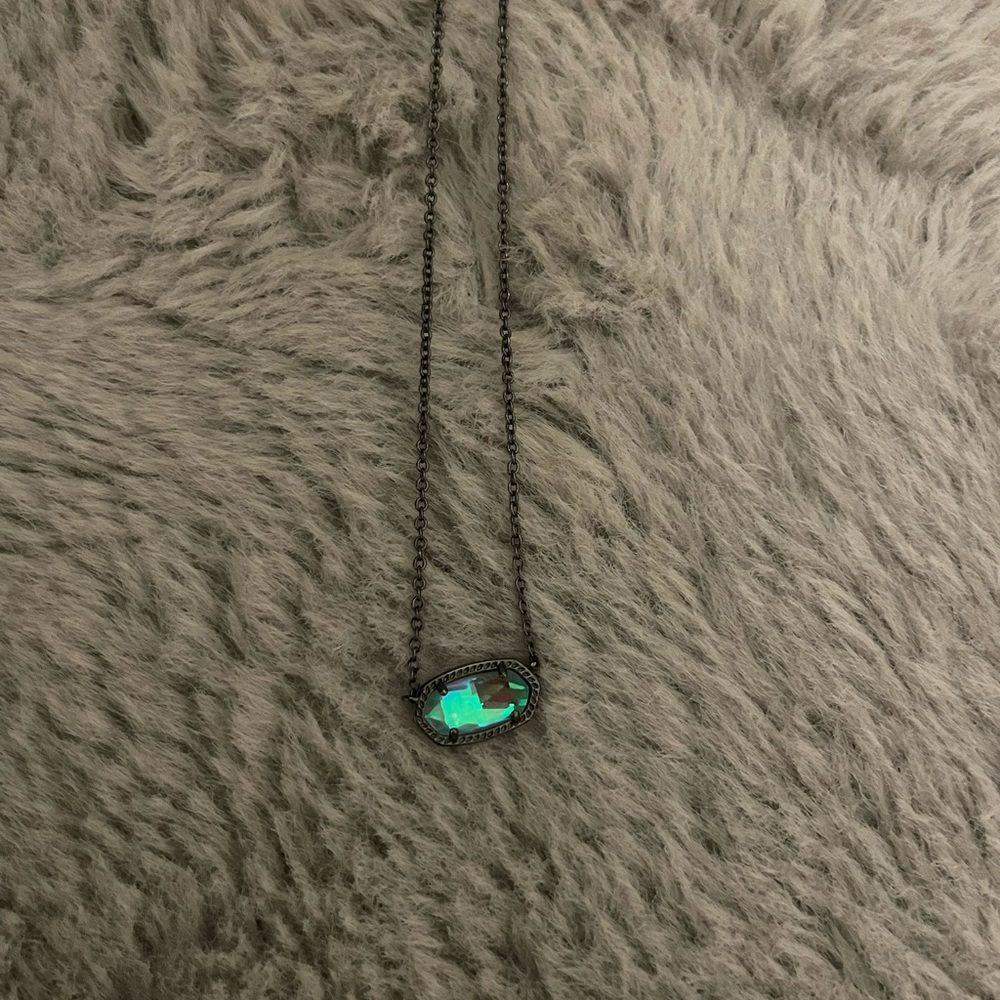 blue/green/purple iridescent kendra scott necklace
